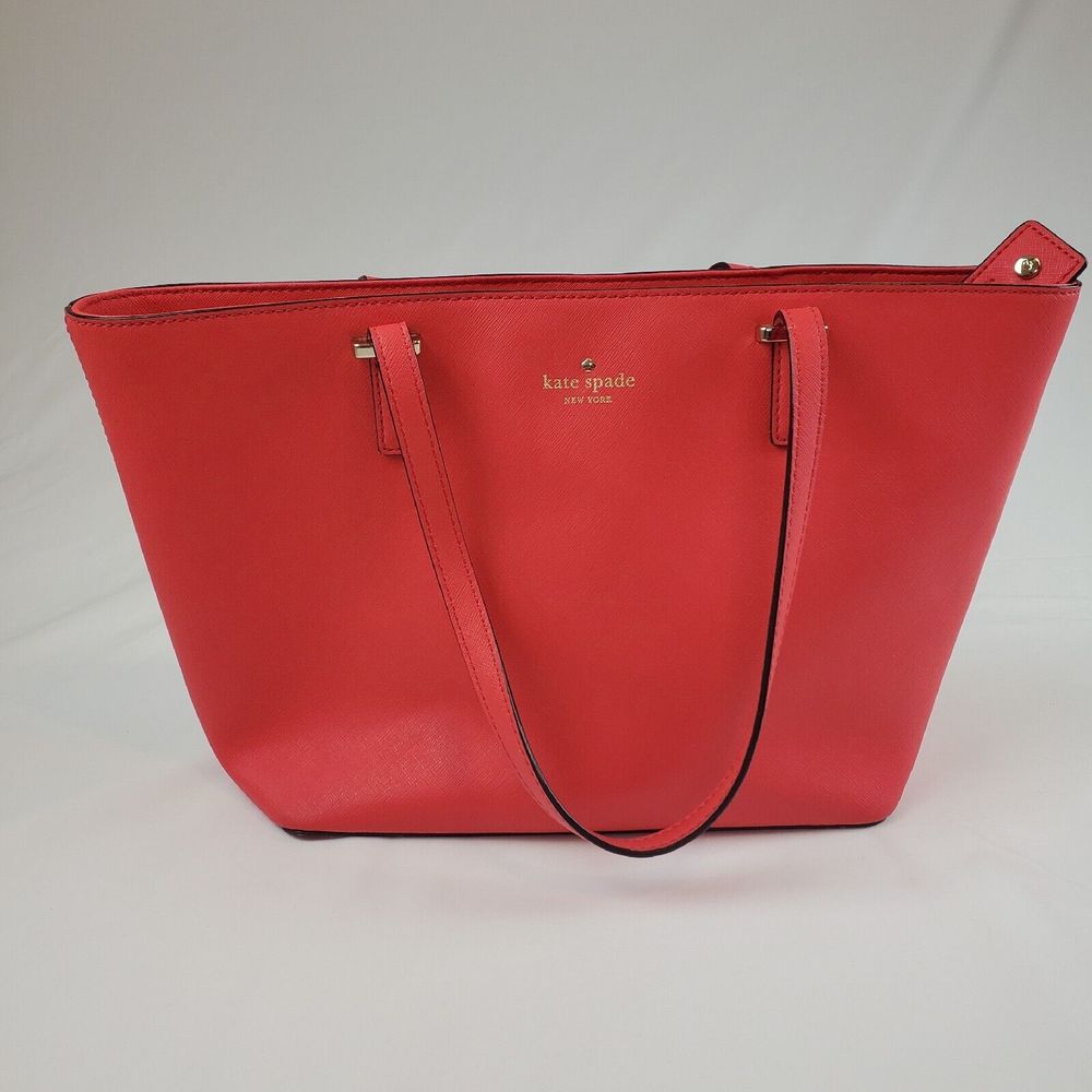 Kate Spade Cedar Street Mini Harmony Hot Pink